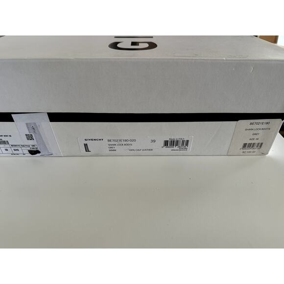 Givenchy Shark Lock Knee High Boots Womens Size 39 Grey Leather New Shoes - Picture 2 of 16